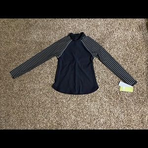 Women’s rash guard swim top